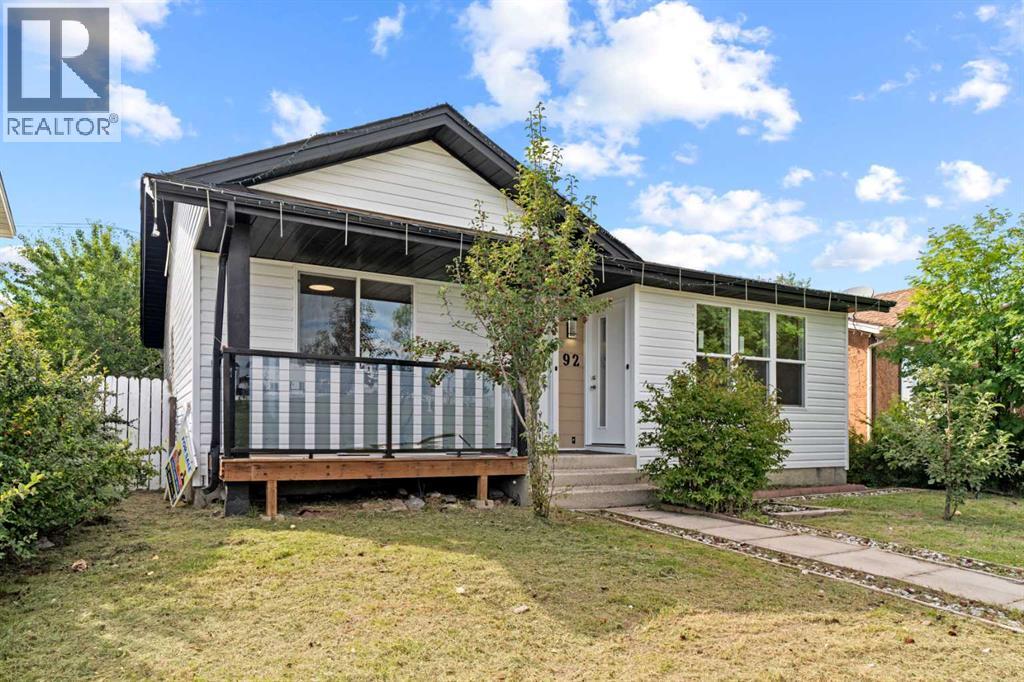 Single Family House Bungalow for Sale in  Templeby Road NE Temple Calgary 