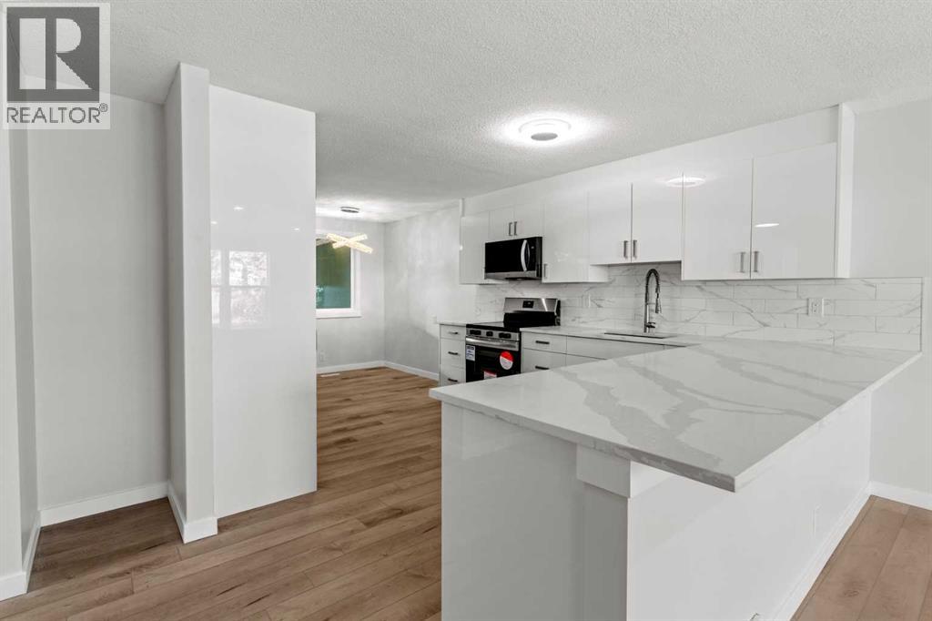 Single Family House Bungalow for Sale in  Templeby Road NE Temple Calgary 