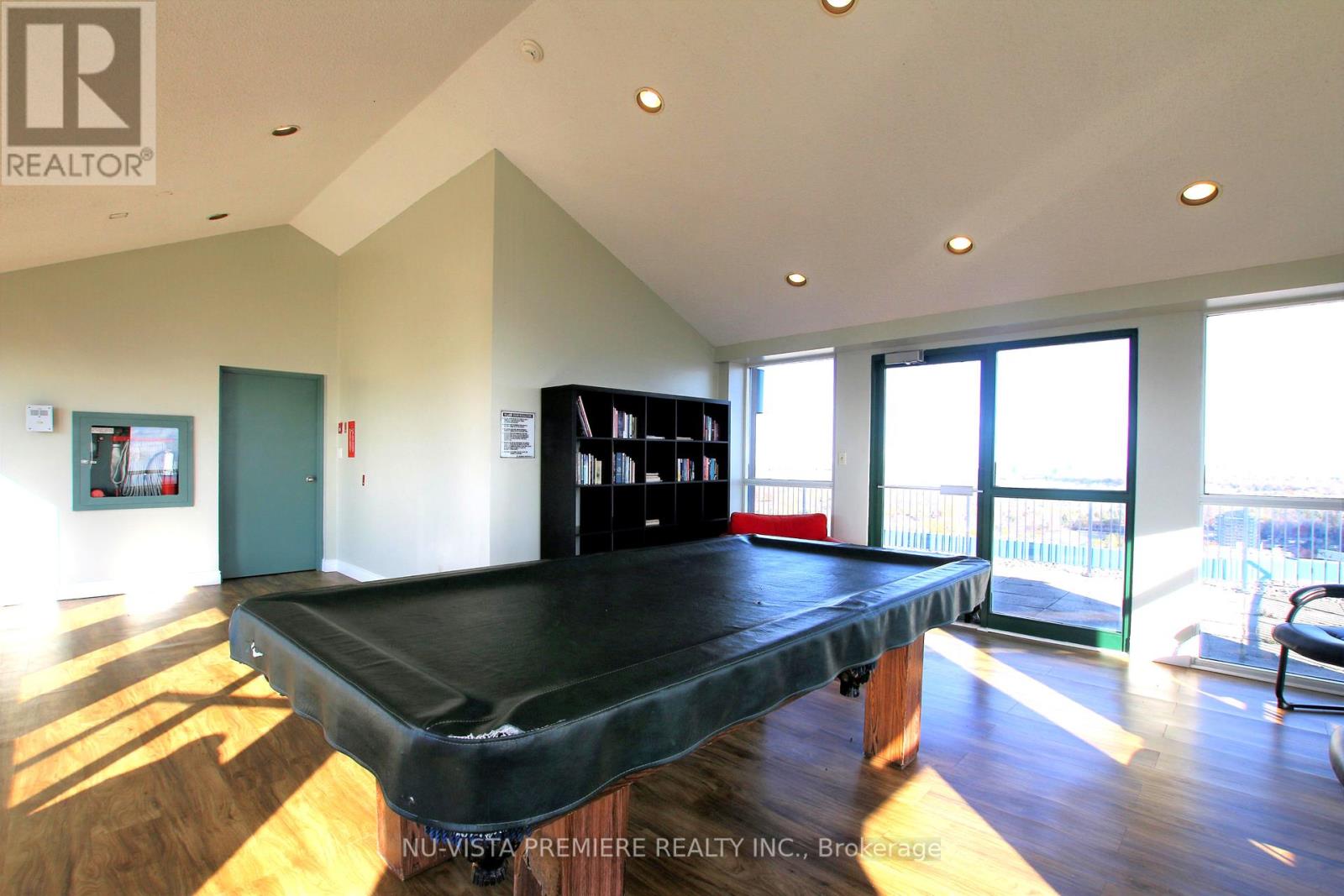 Photo 4 of 1406 115 Hillcrest Avenue, Mississauga ON
