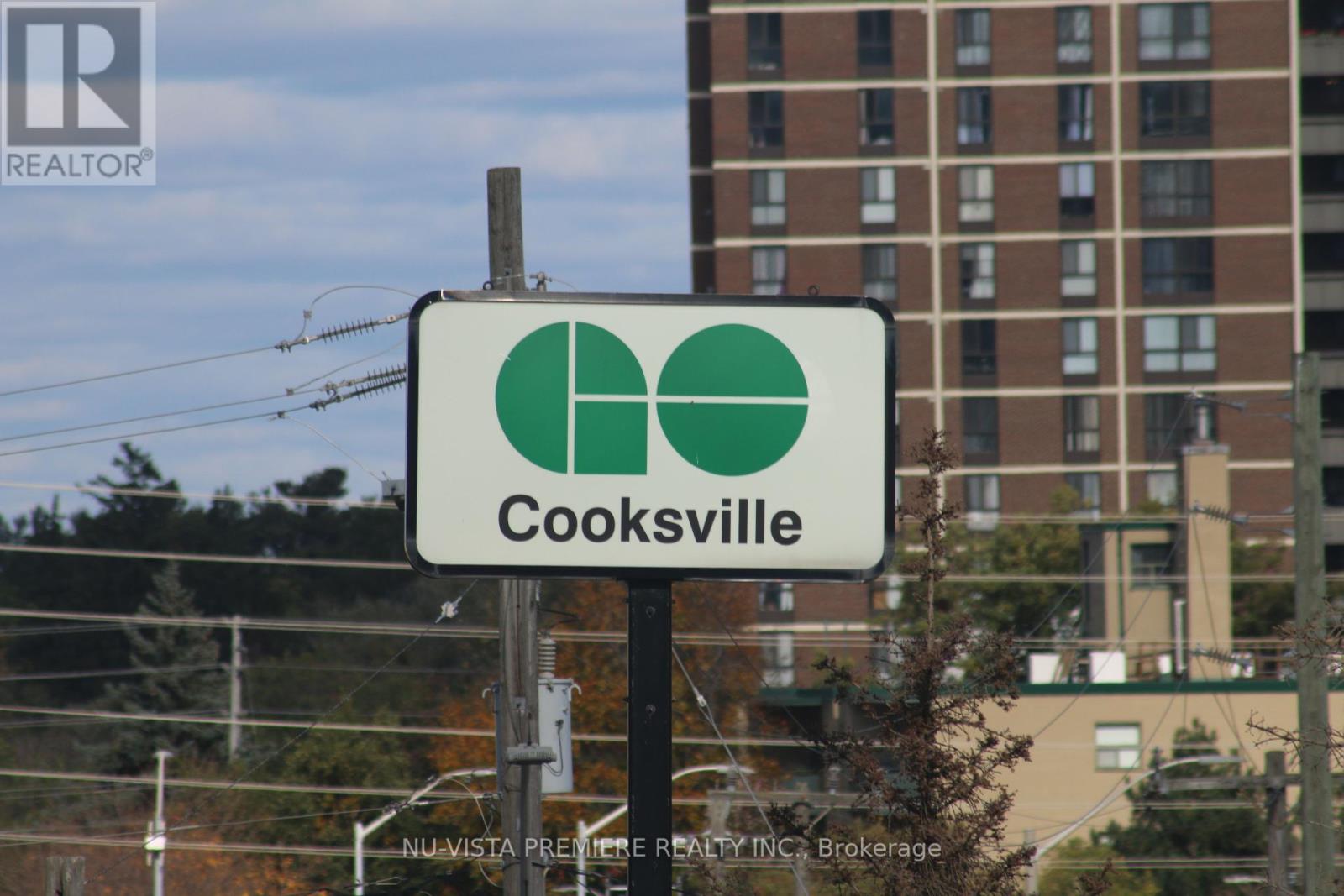 Photo 5 of 1406 115 Hillcrest Avenue, Mississauga ON