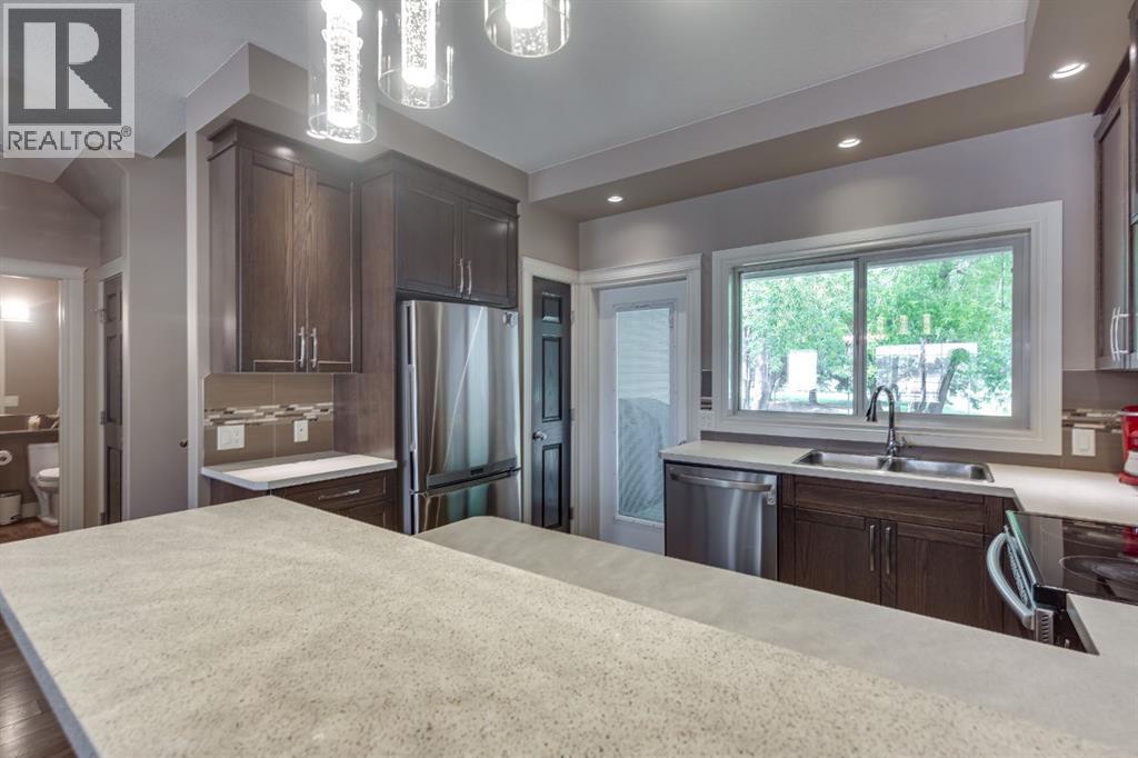 Photo 13 of 812 Stonehaven Drive, Carstairs AB