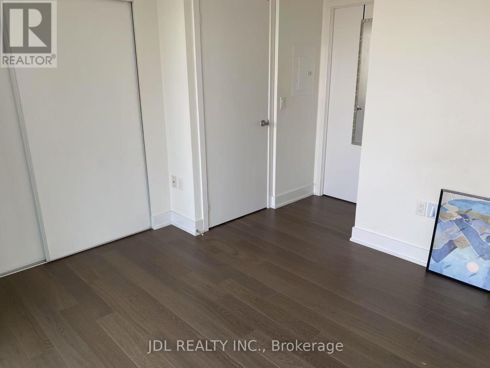 Photo 2 of 2913 30 Shore Breeze Drive, Toronto ON