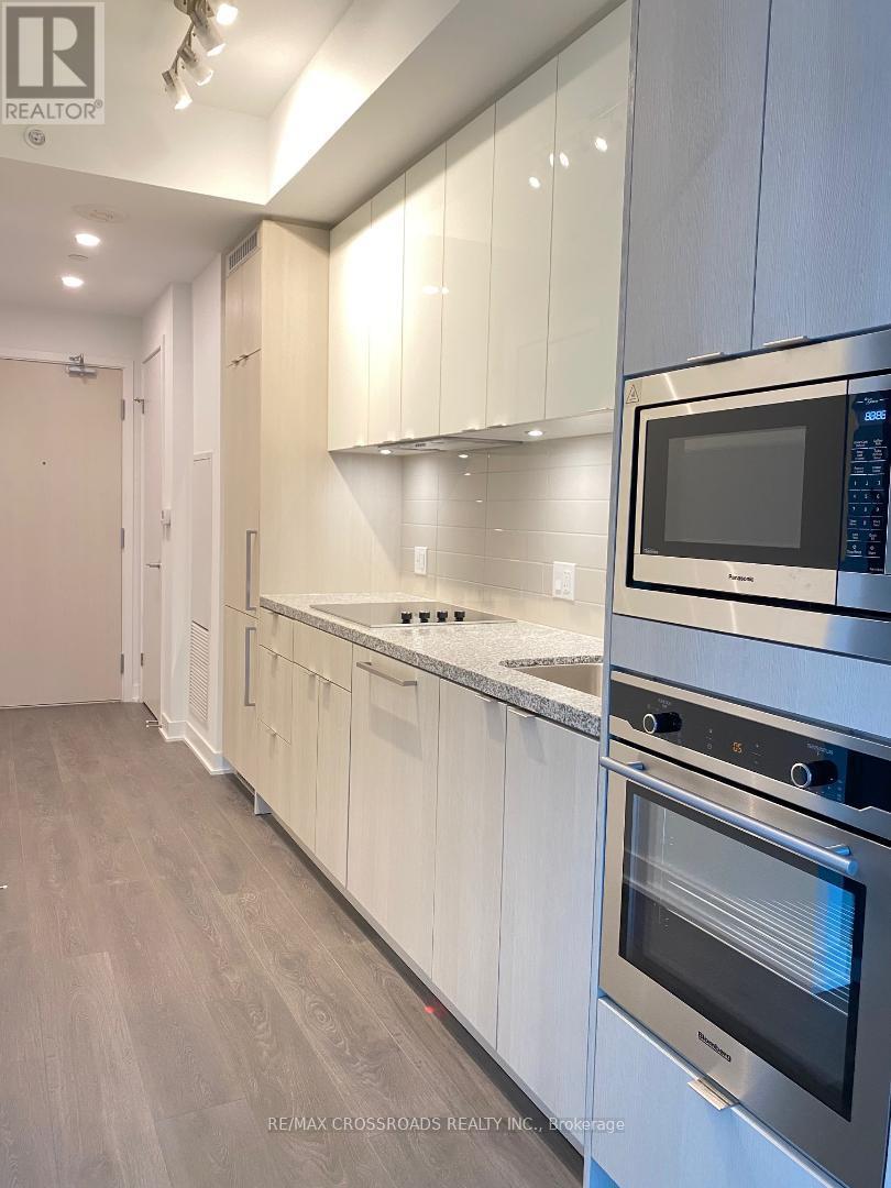 Photo 6 of 903 115 Blue Jays Way, Toronto ON
