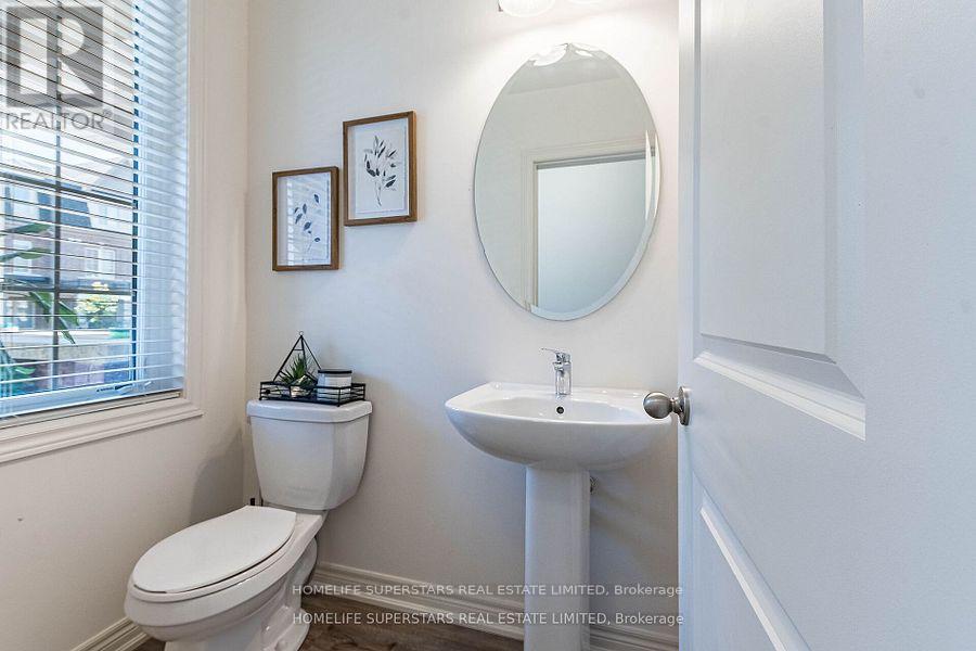 Photo 14 of 42 Fresnel Road, Brampton ON