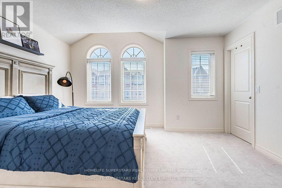 Photo 9 of 42 Fresnel Road, Brampton ON