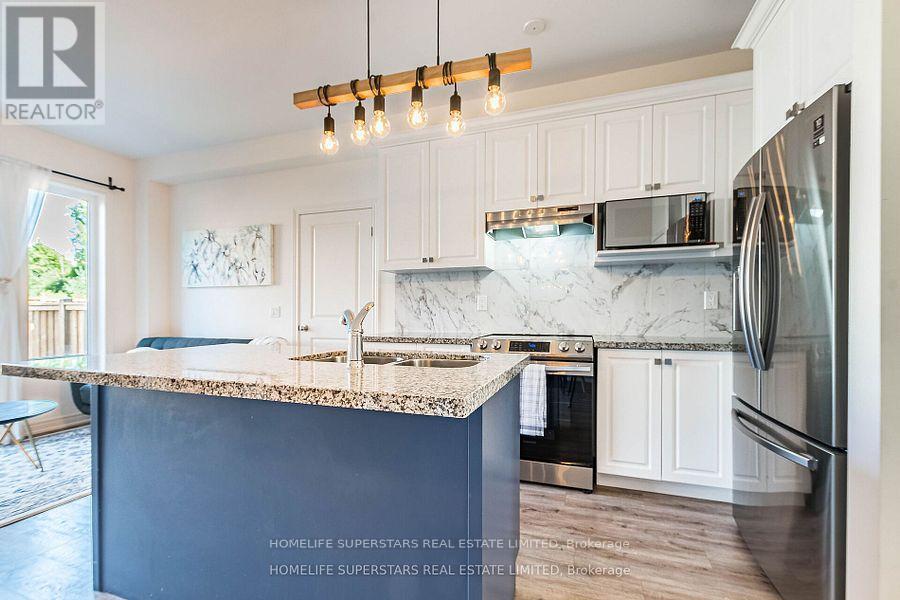 Photo 17 of 42 Fresnel Road, Brampton ON