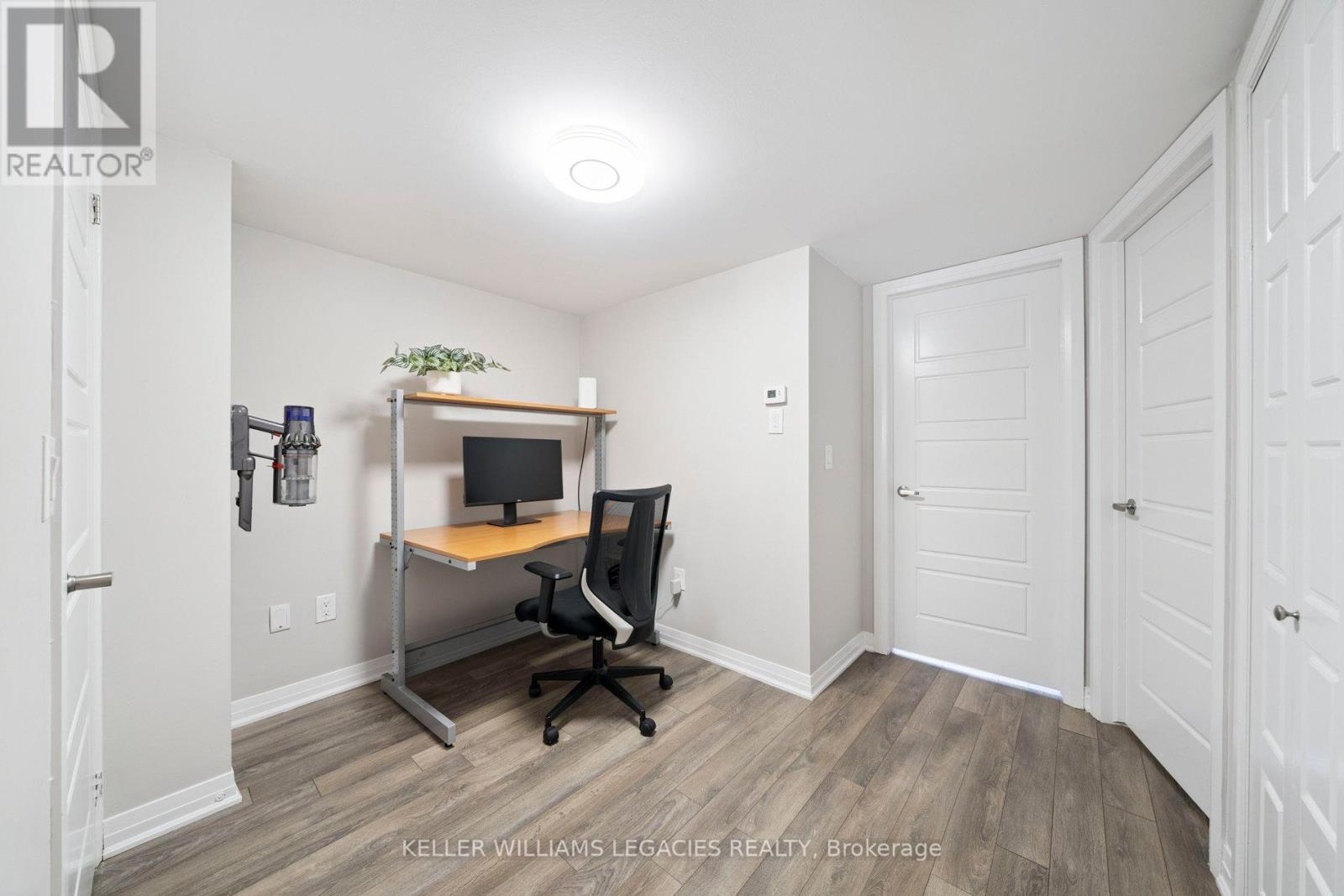 Photo 27 of 189 William Duncan Road, Toronto ON