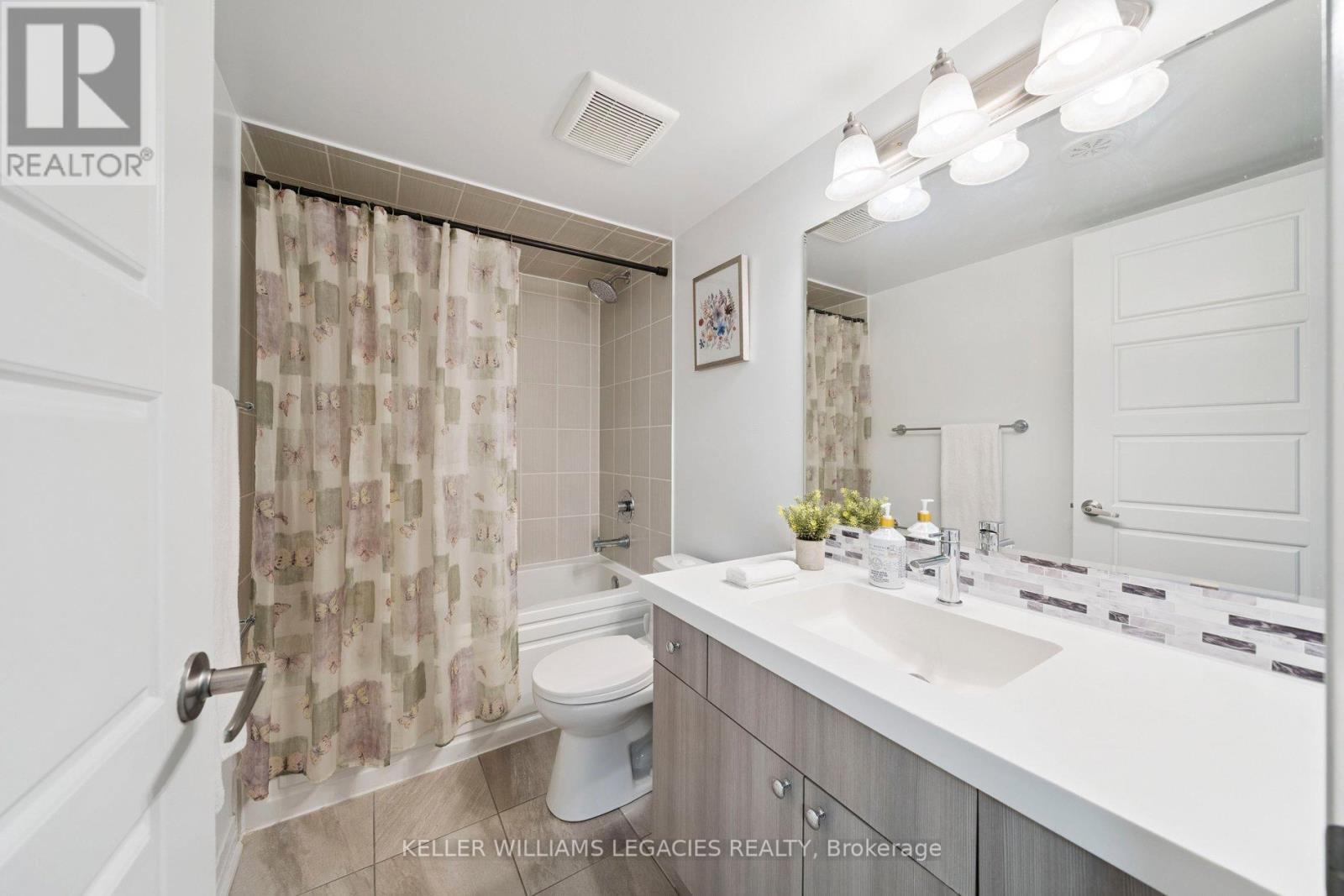 Photo 22 of 189 William Duncan Road, Toronto ON