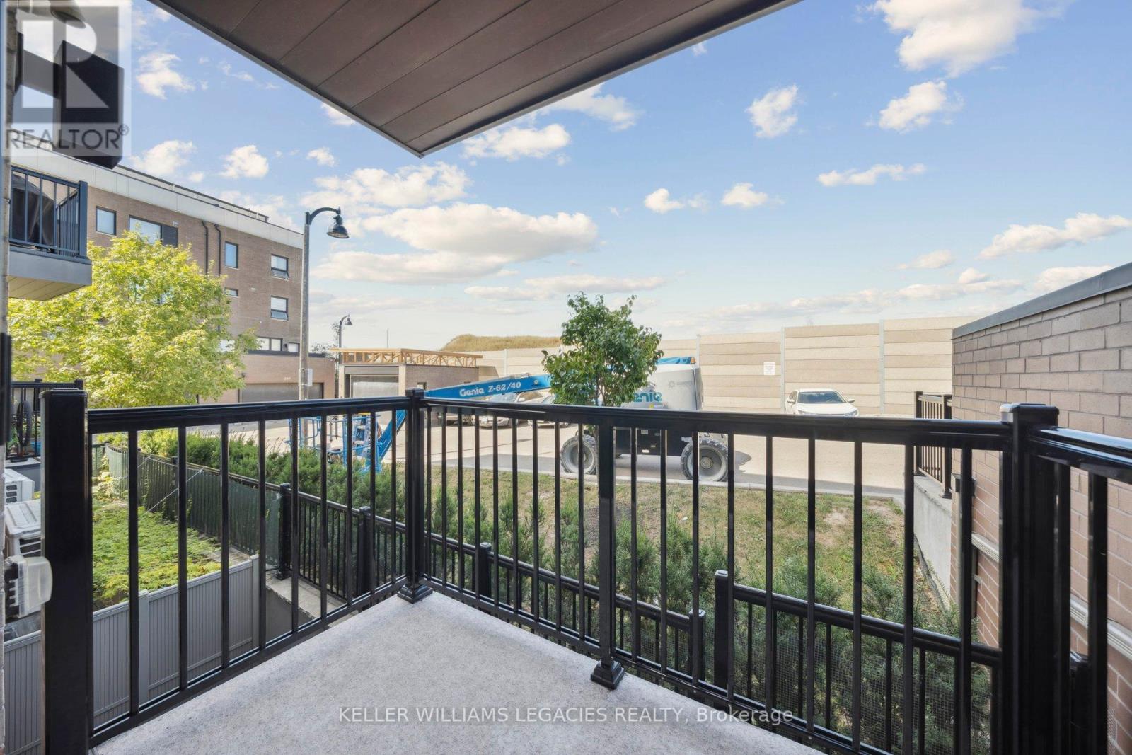 Photo 12 of 189 William Duncan Road, Toronto ON