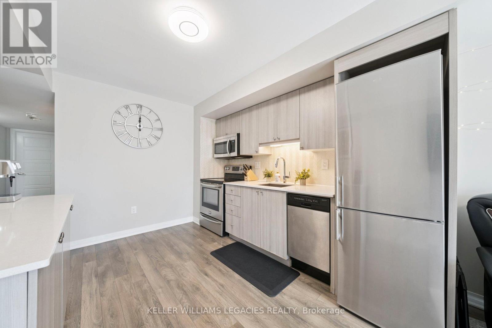 Photo 3 of 189 William Duncan Road, Toronto ON
