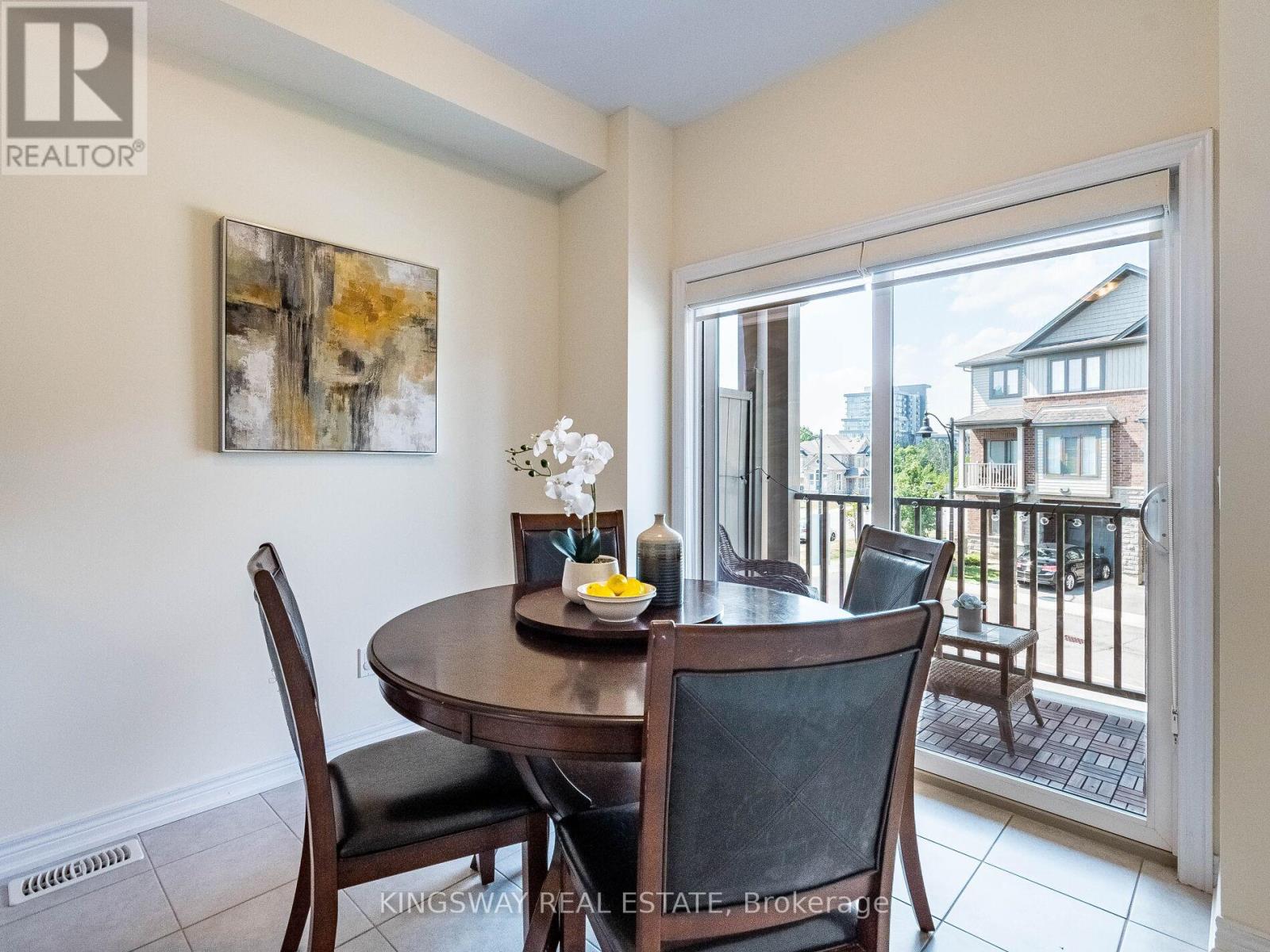 Photo 9 of 2 279 Skinner Road, Hamilton ON