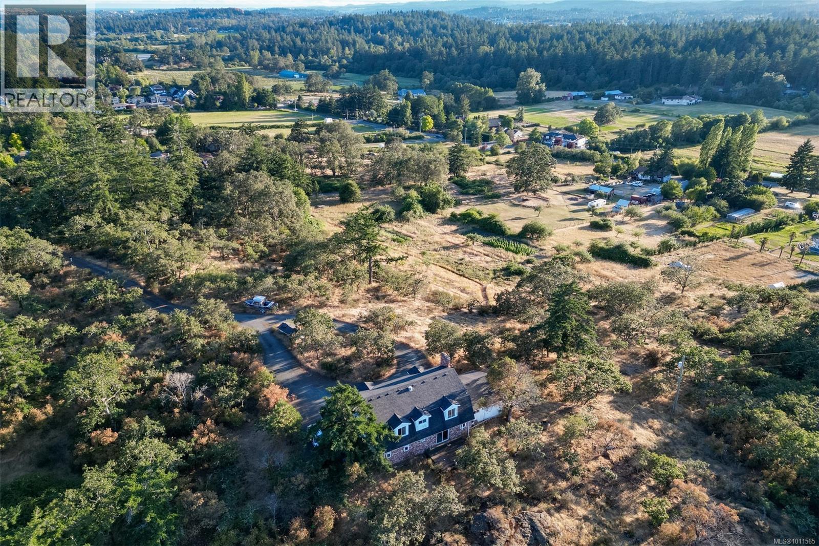  4589 Blenkinsop Road, Saanich