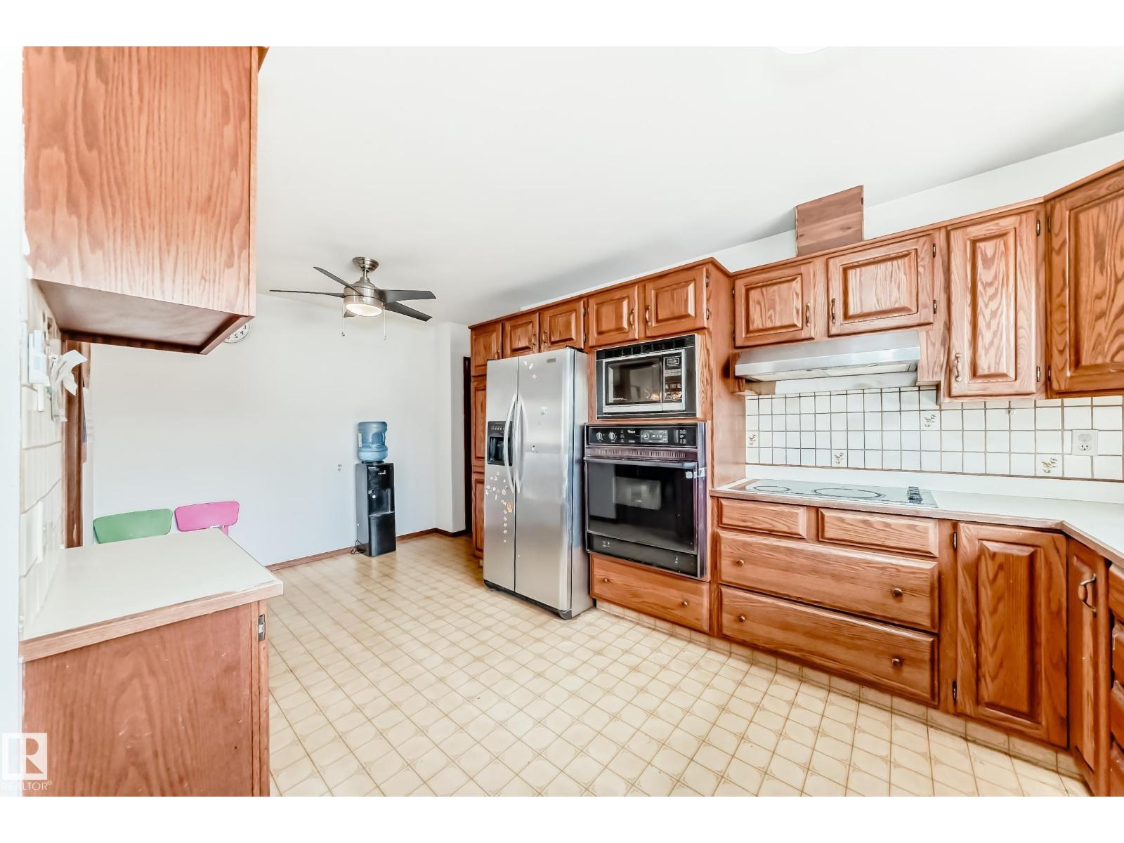 Photo 42 of 13232 115 St Nw, Edmonton AB