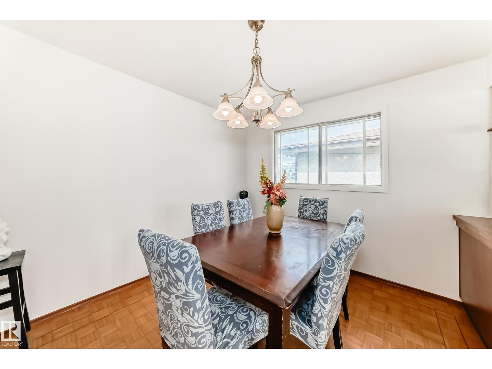 Photo 21 of 13232 115 St Nw, Edmonton AB