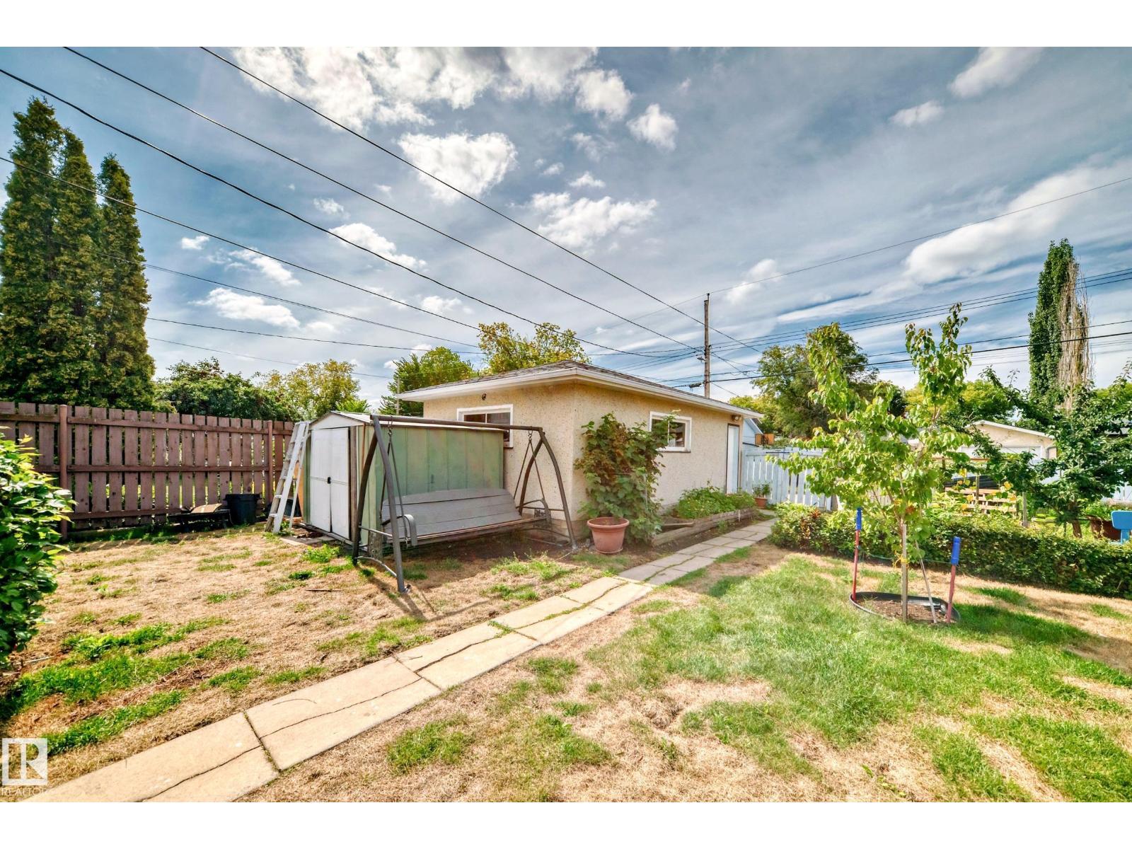Photo 51 of 13232 115 St Nw, Edmonton AB