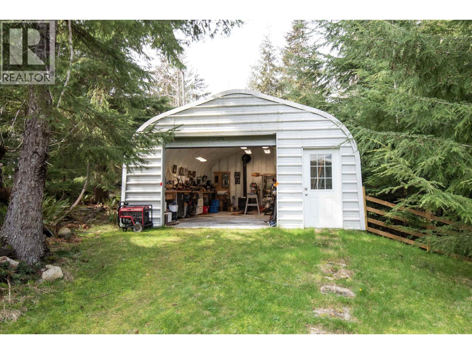 1772 MOUNT ARTABAN ROAD, Gambier Island