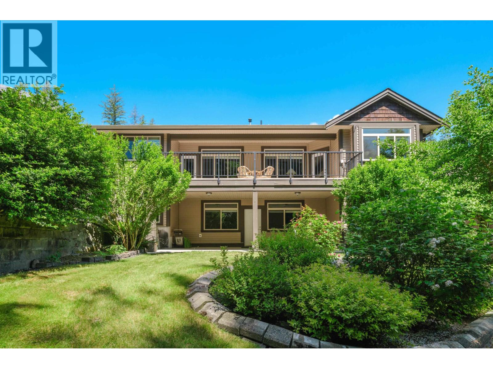 Photo 1 of 12 13210 Shoesmith Crescent, Maple Ridge BC