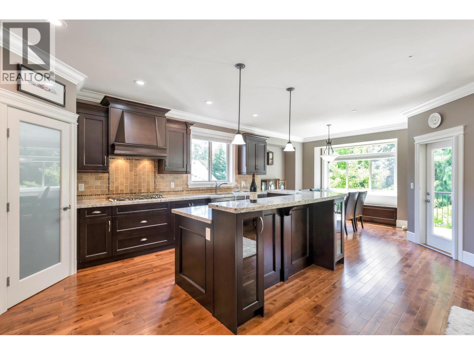 Photo 10 of 12 13210 Shoesmith Crescent, Maple Ridge BC