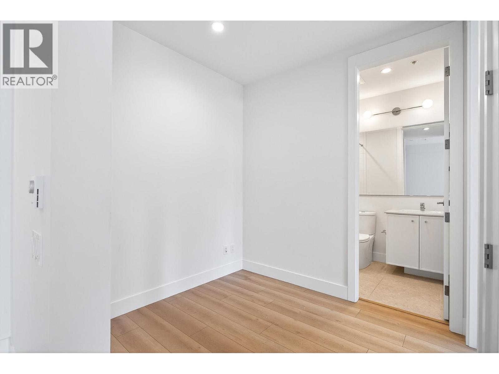 Photo 23 of 109 718 Edgar Avenue, Coquitlam BC