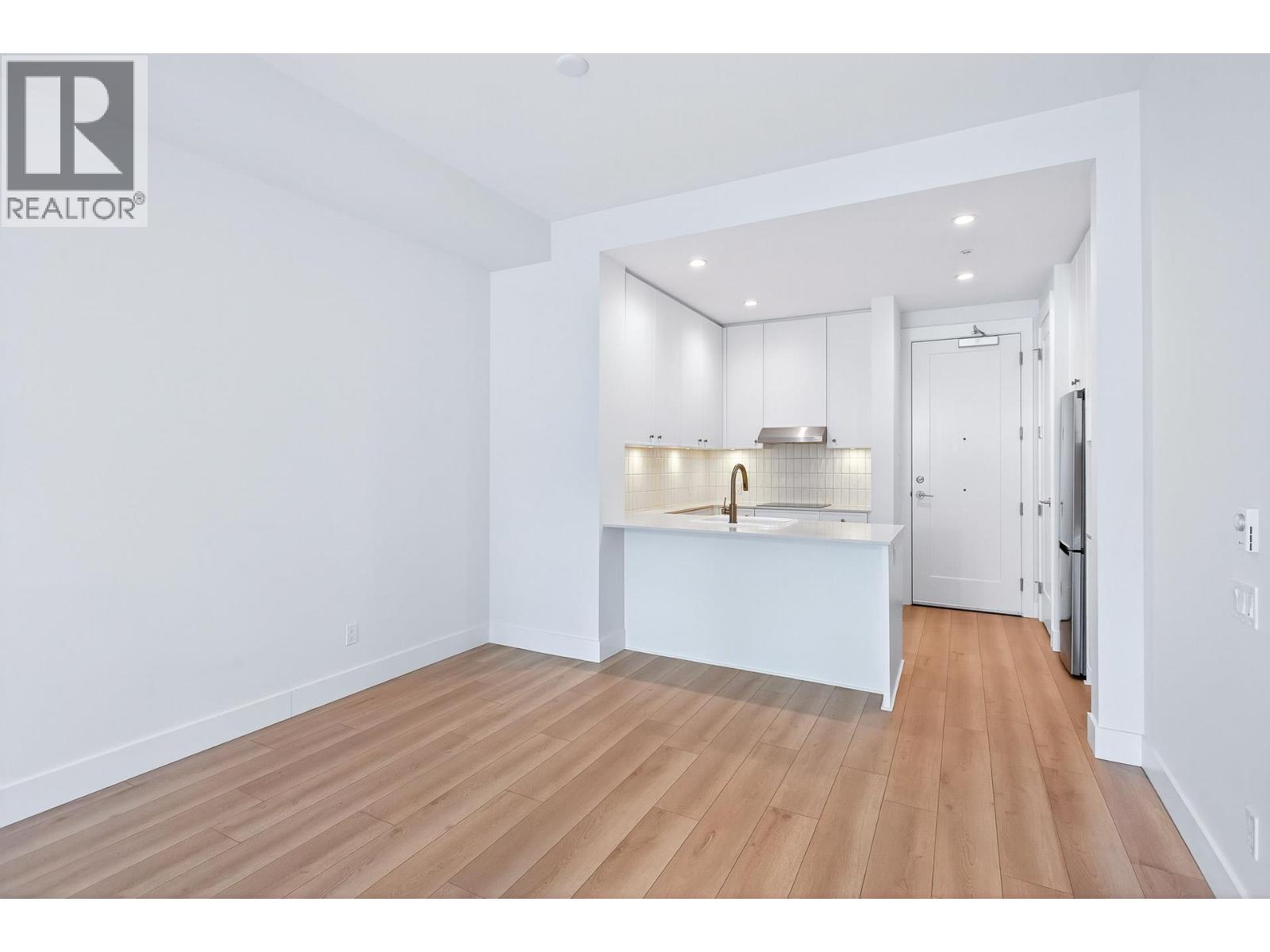 Photo 18 of 109 718 Edgar Avenue, Coquitlam BC