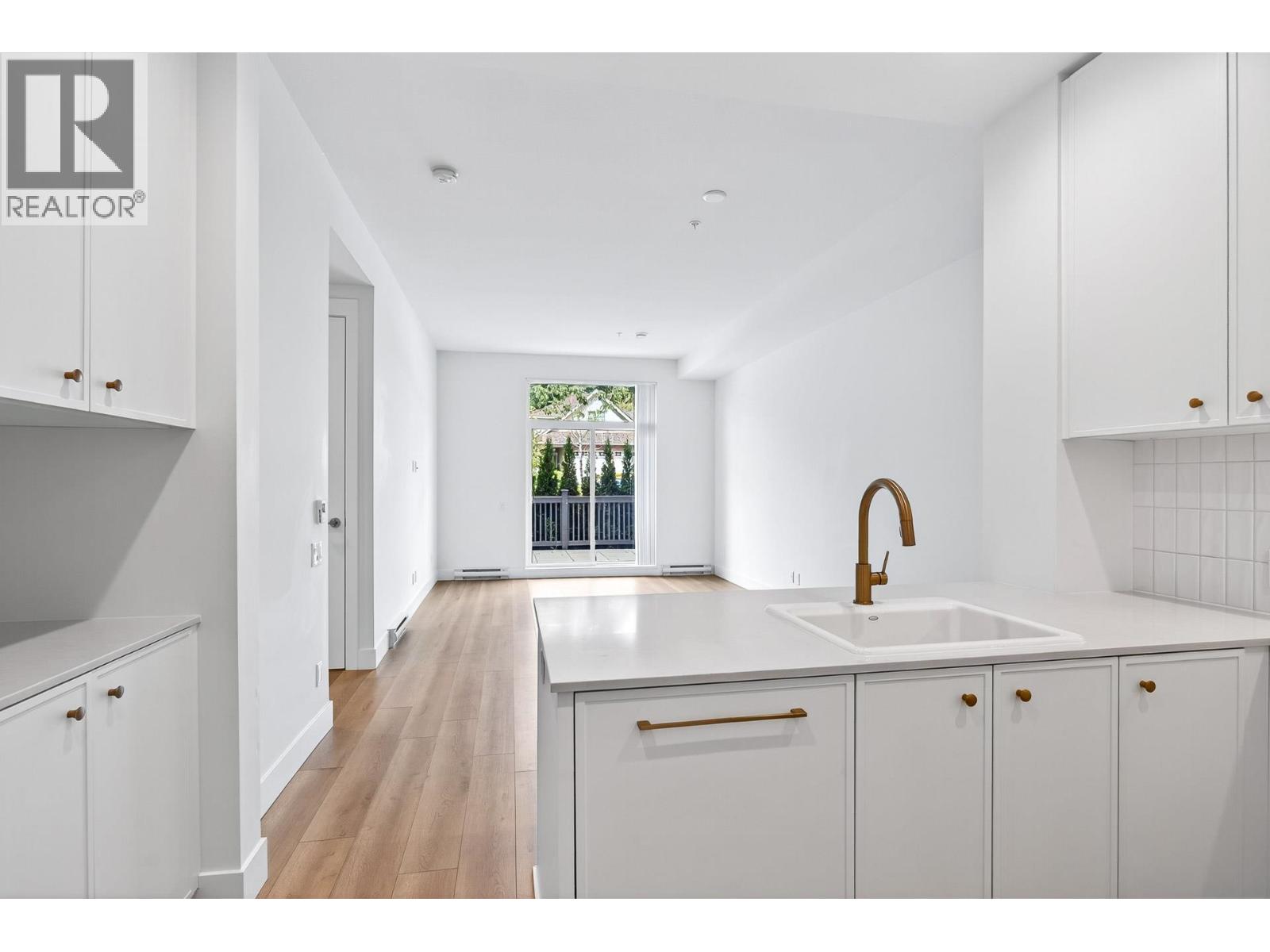 Photo 10 of 109 718 Edgar Avenue, Coquitlam BC