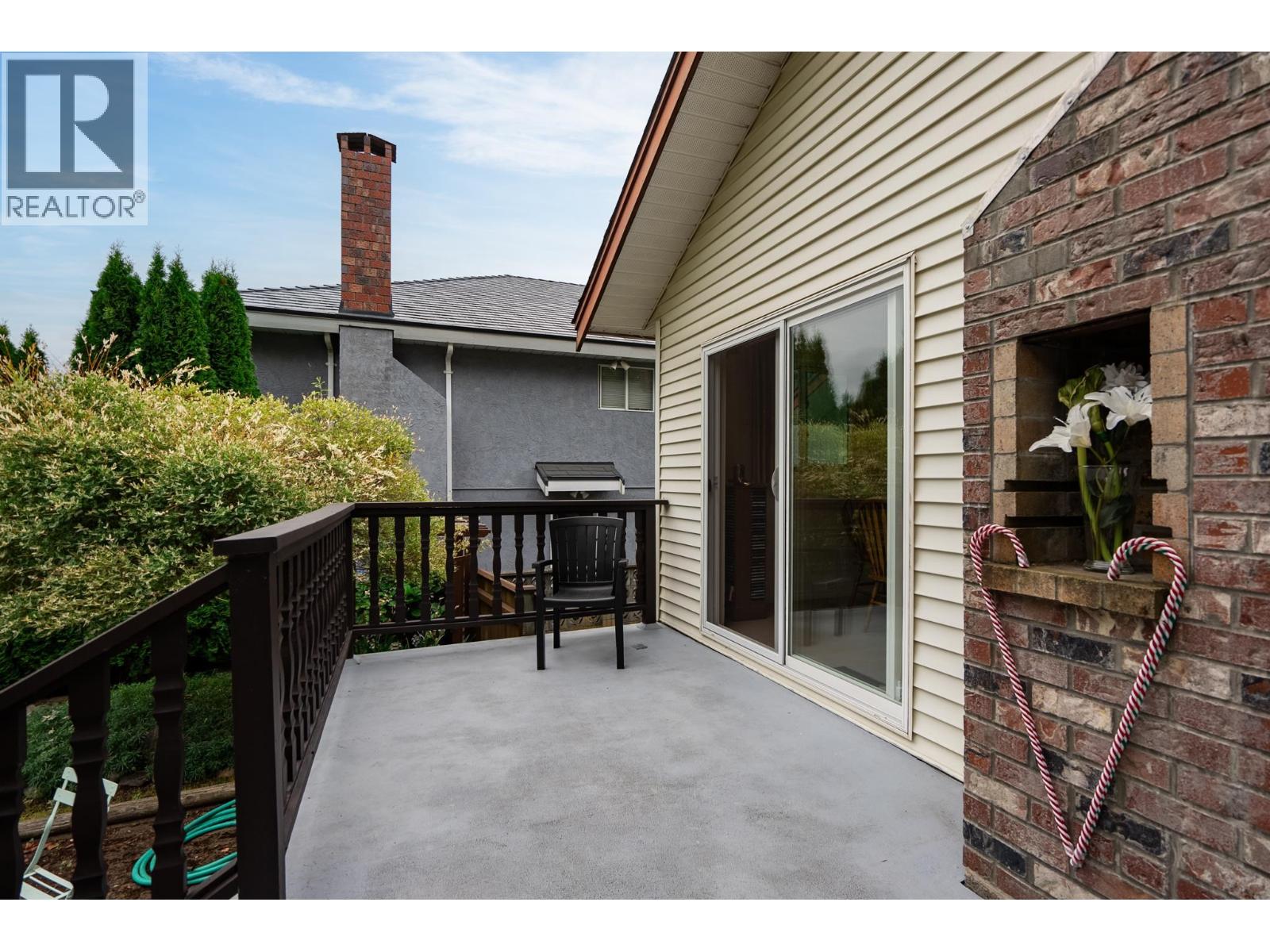 Photo 6 of 3900 Eton Street, Burnaby BC