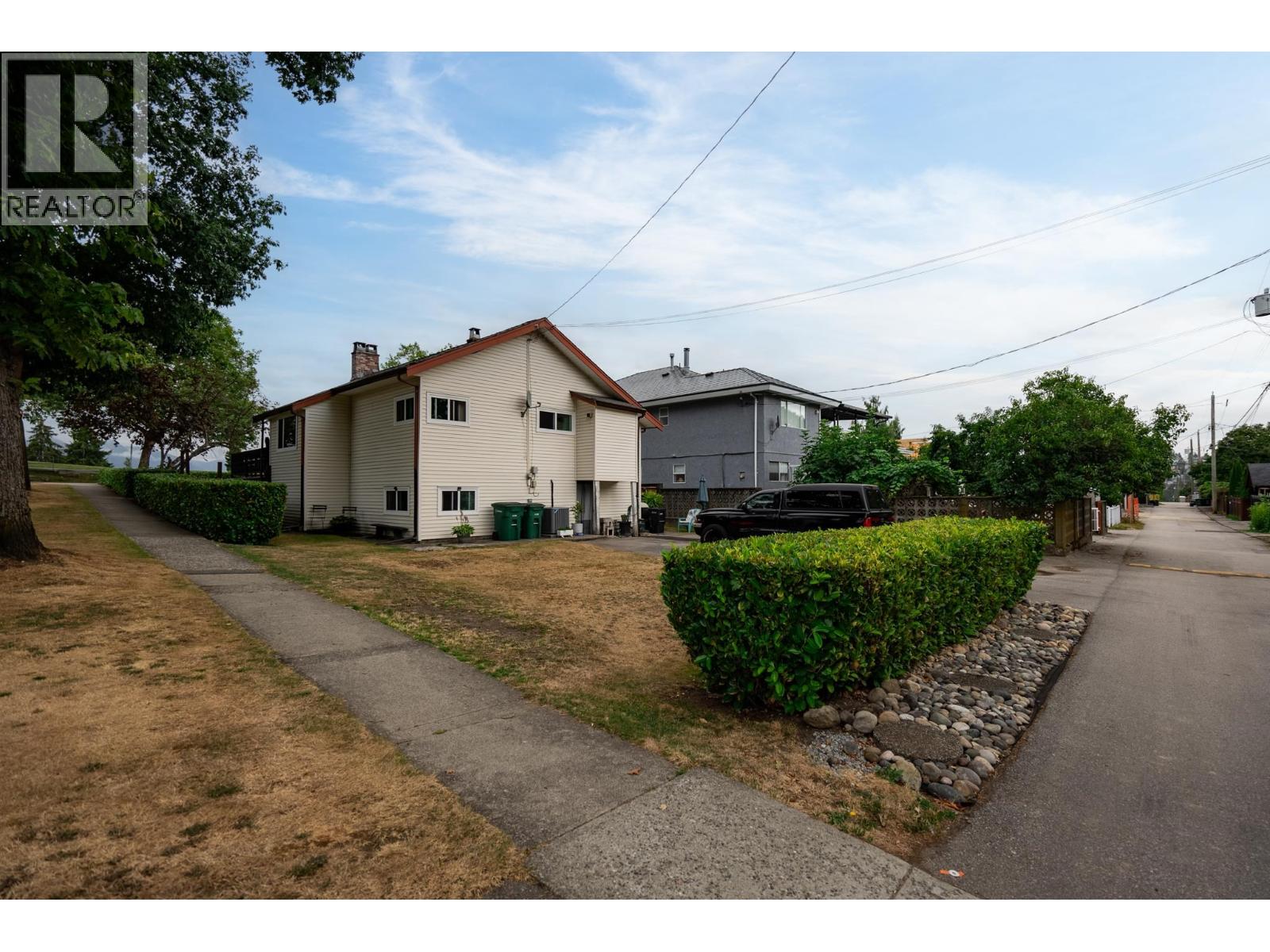 Photo 12 of 3900 Eton Street, Burnaby BC