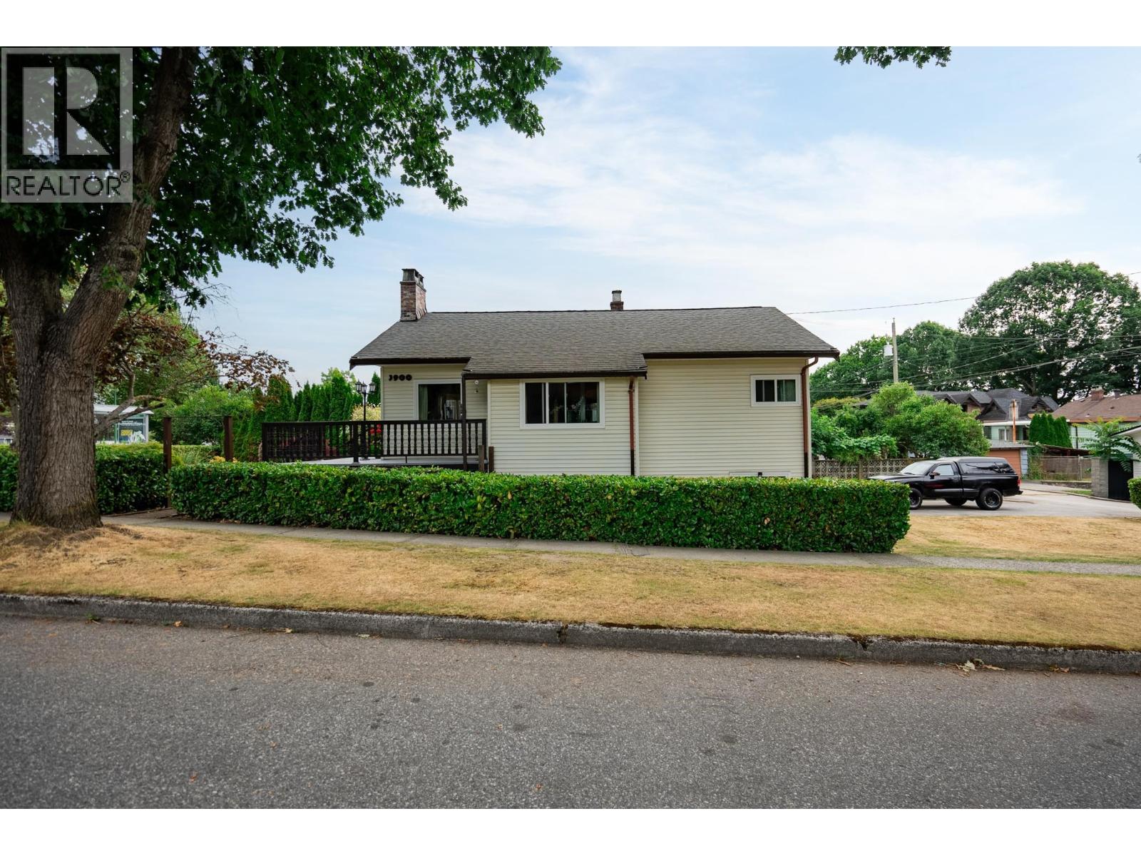 Photo 11 of 3900 Eton Street, Burnaby BC