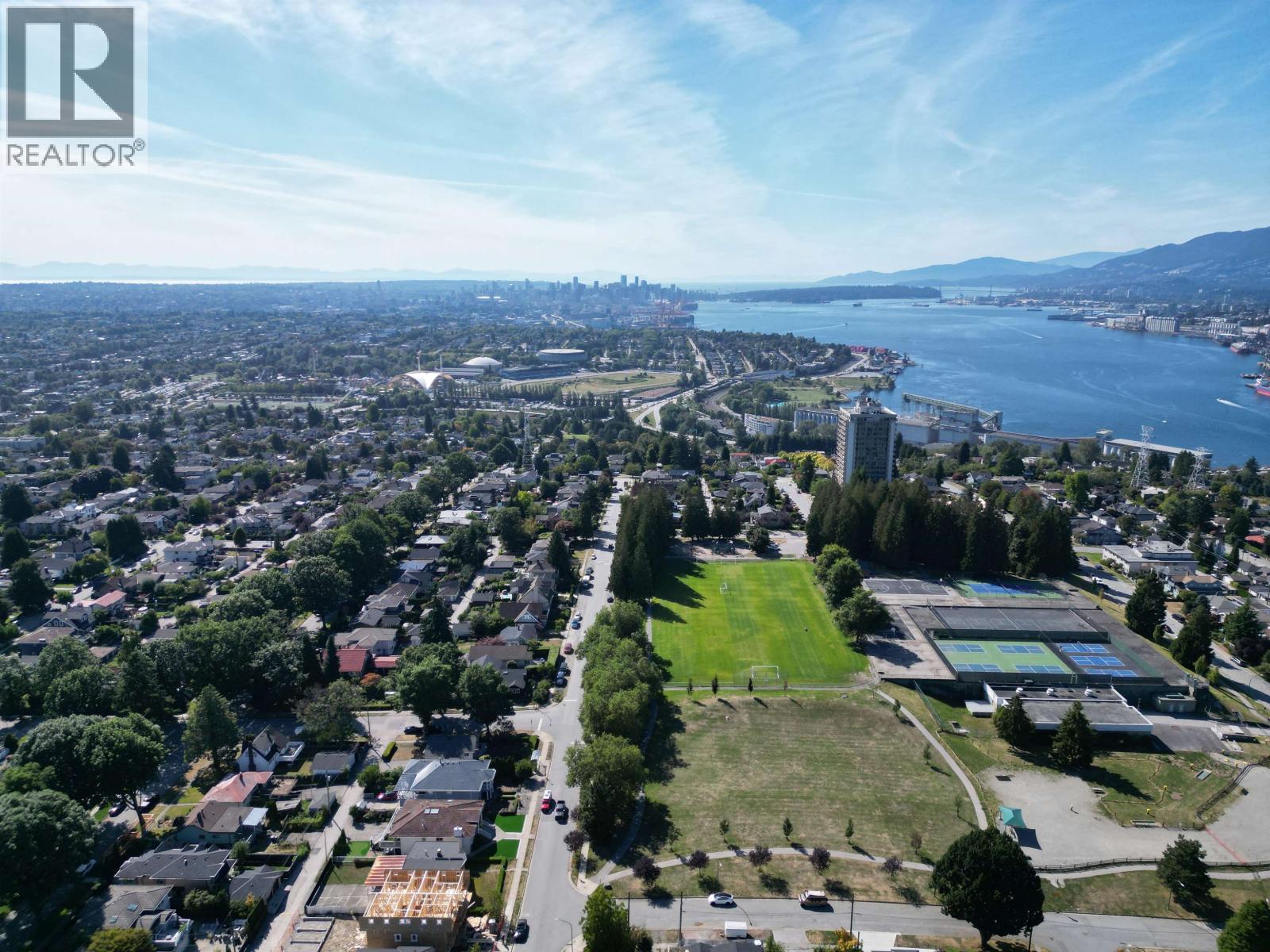 Photo 28 of 3900 Eton Street, Burnaby BC