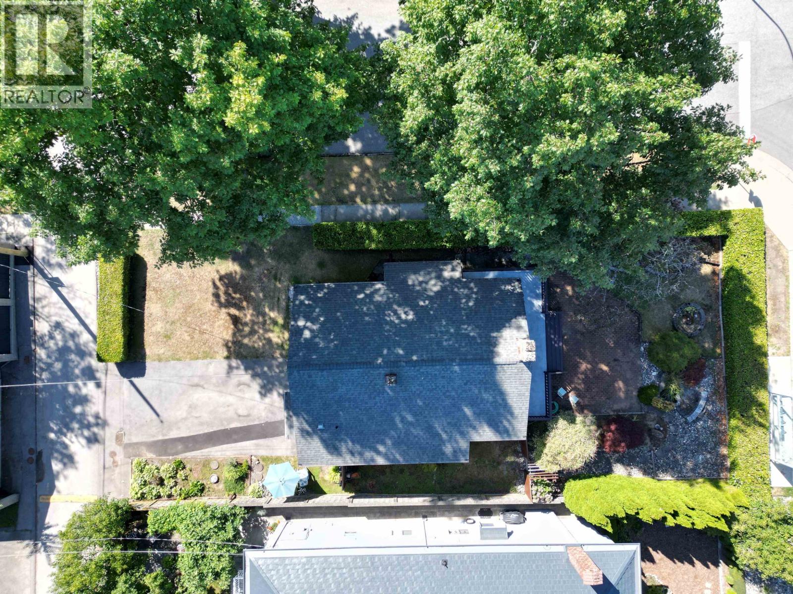 Photo 31 of 3900 Eton Street, Burnaby BC