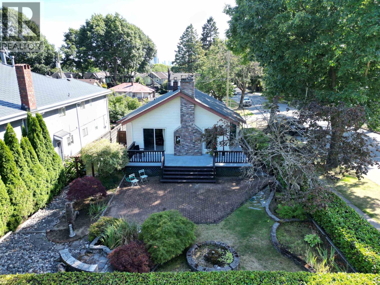 Photo 30 of 3900 Eton Street, Burnaby BC