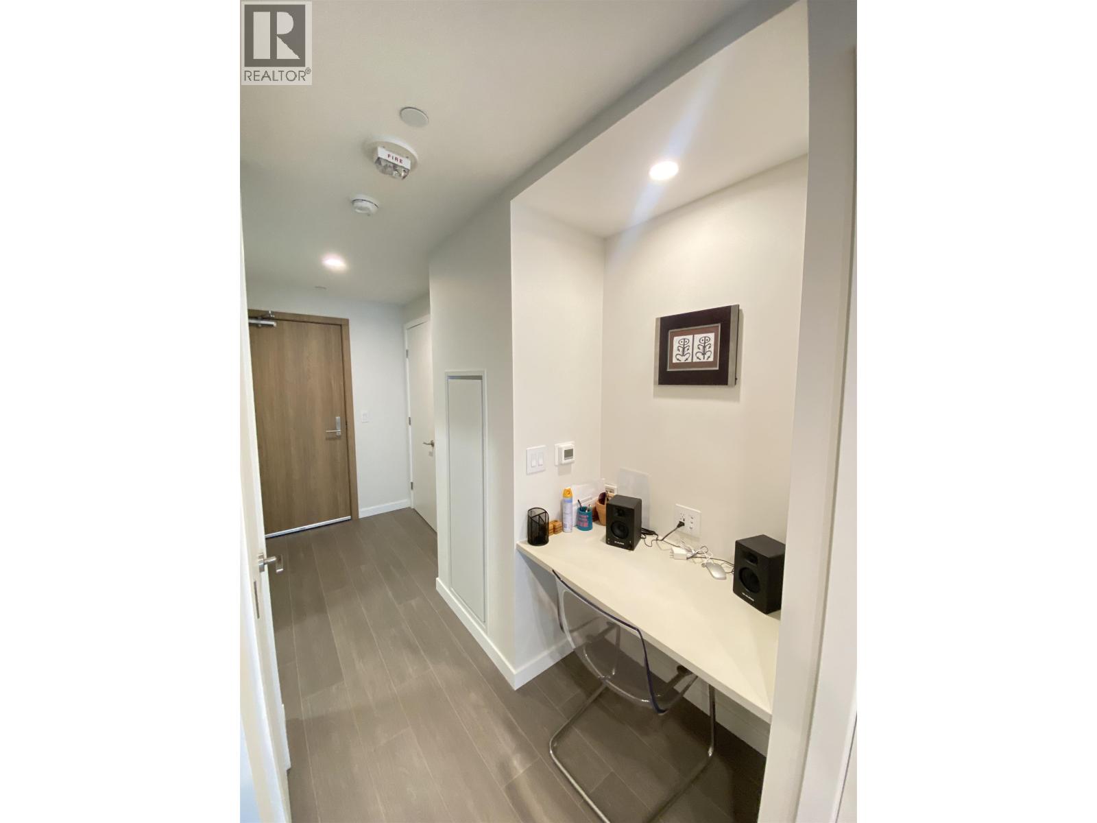 Photo 13 of 4409 2186 Gilmore Avenue, Burnaby BC