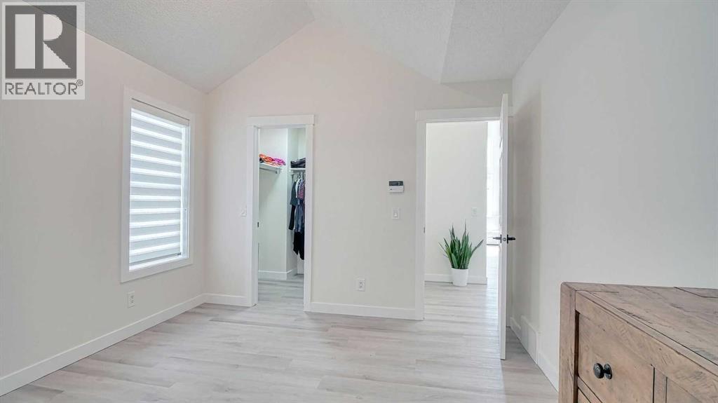 Photo 13 of 340 Copperfield Boulevard Se, Calgary AB
