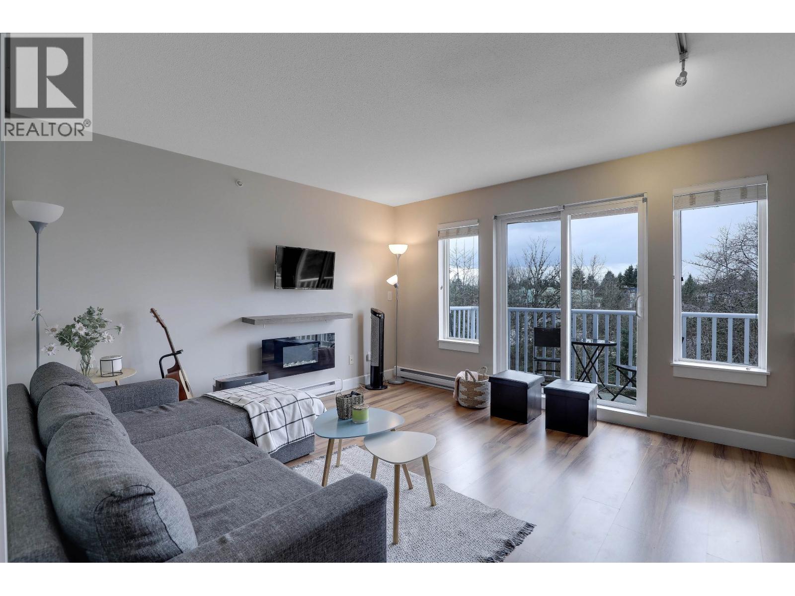 Photo 1 of 408 12283 224th Street, Maple Ridge BC