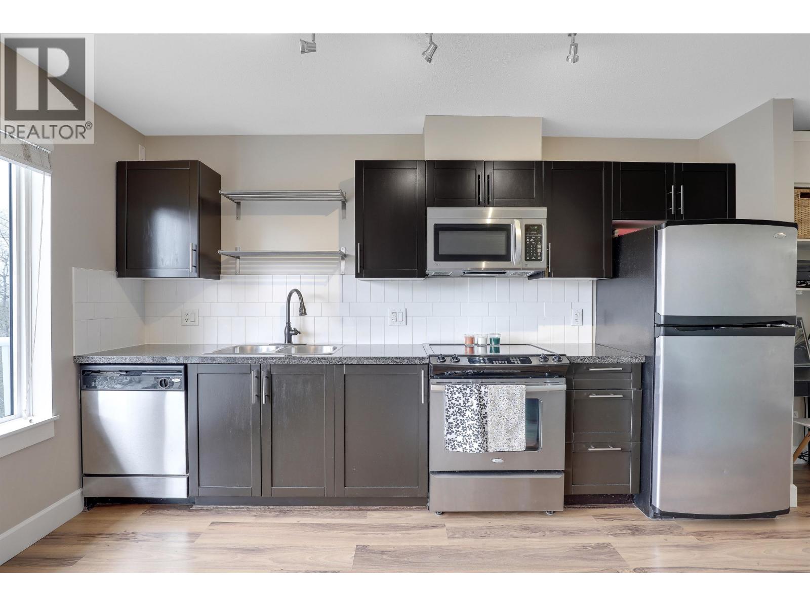 Photo 16 of 408 12283 224th Street, Maple Ridge BC