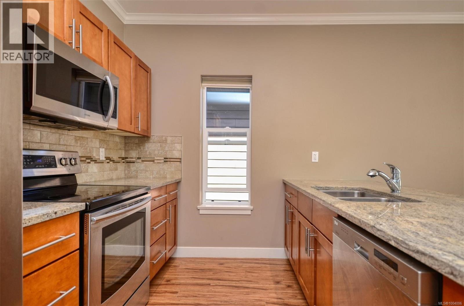 Photo 8 of 3307 Merlin Rd, Langford BC