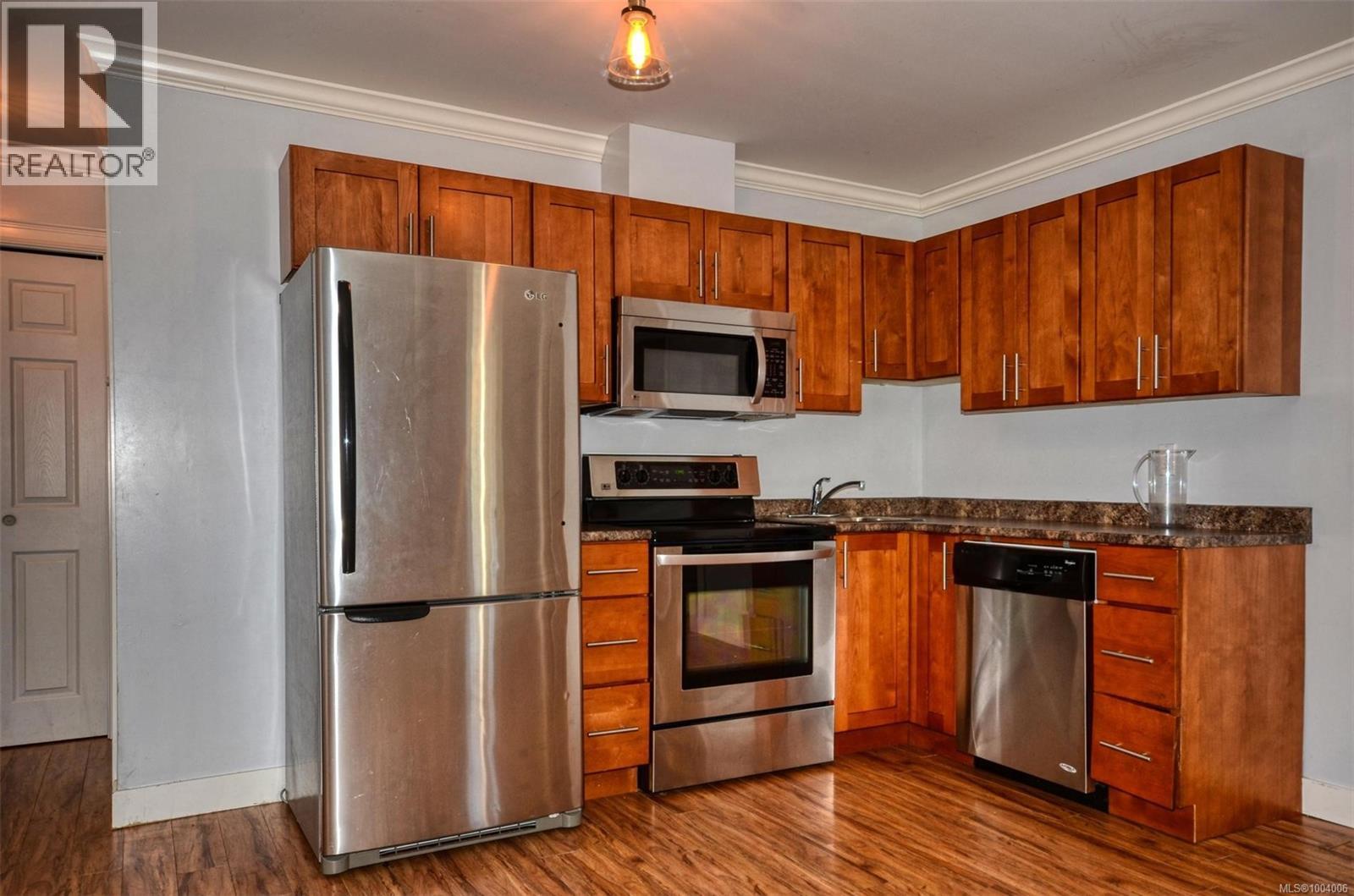 Photo 32 of 3307 Merlin Rd, Langford BC