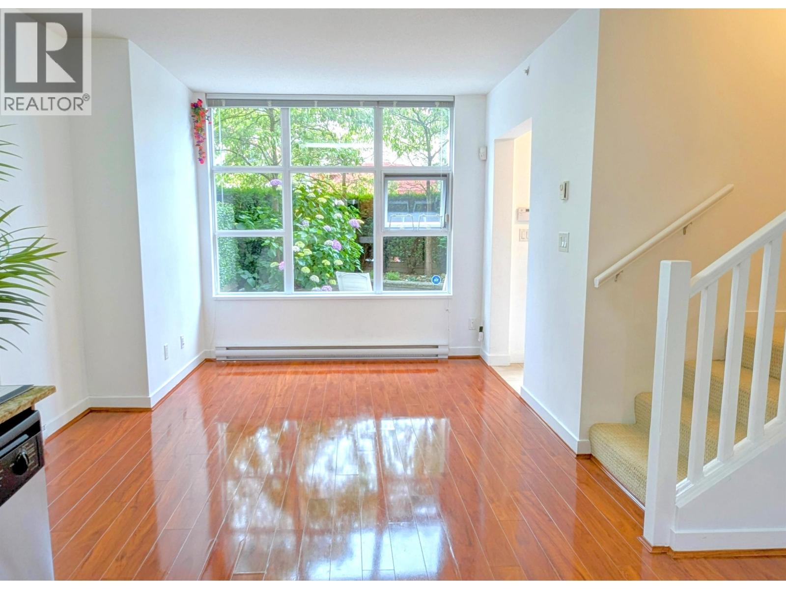 Photo 33 of 1468 Cedar Cottage Mews, Vancouver BC