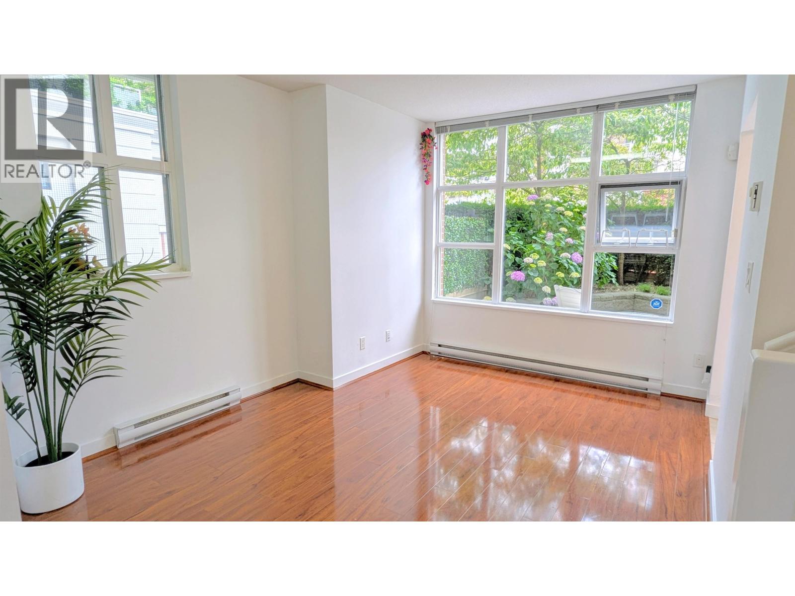 Photo 14 of 1468 Cedar Cottage Mews, Vancouver BC