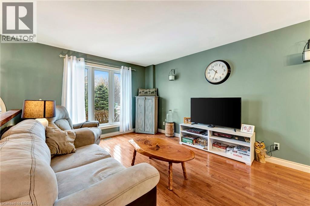 Photo 27 of 901 Windham 11 Road, Delhi ON