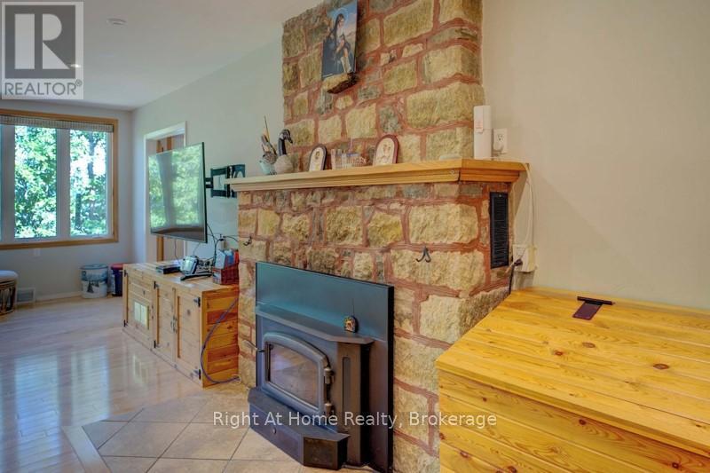 Photo 44 of 4352 R 43 Road, Rideau Lakes ON