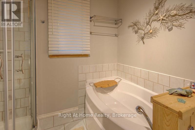 Photo 34 of 4352 R 43 Road, Rideau Lakes ON