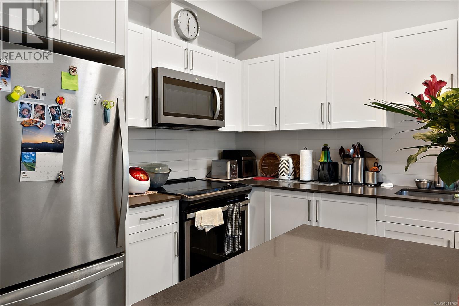 Photo 10 of 607 2843 Jacklin Rd, Langford BC