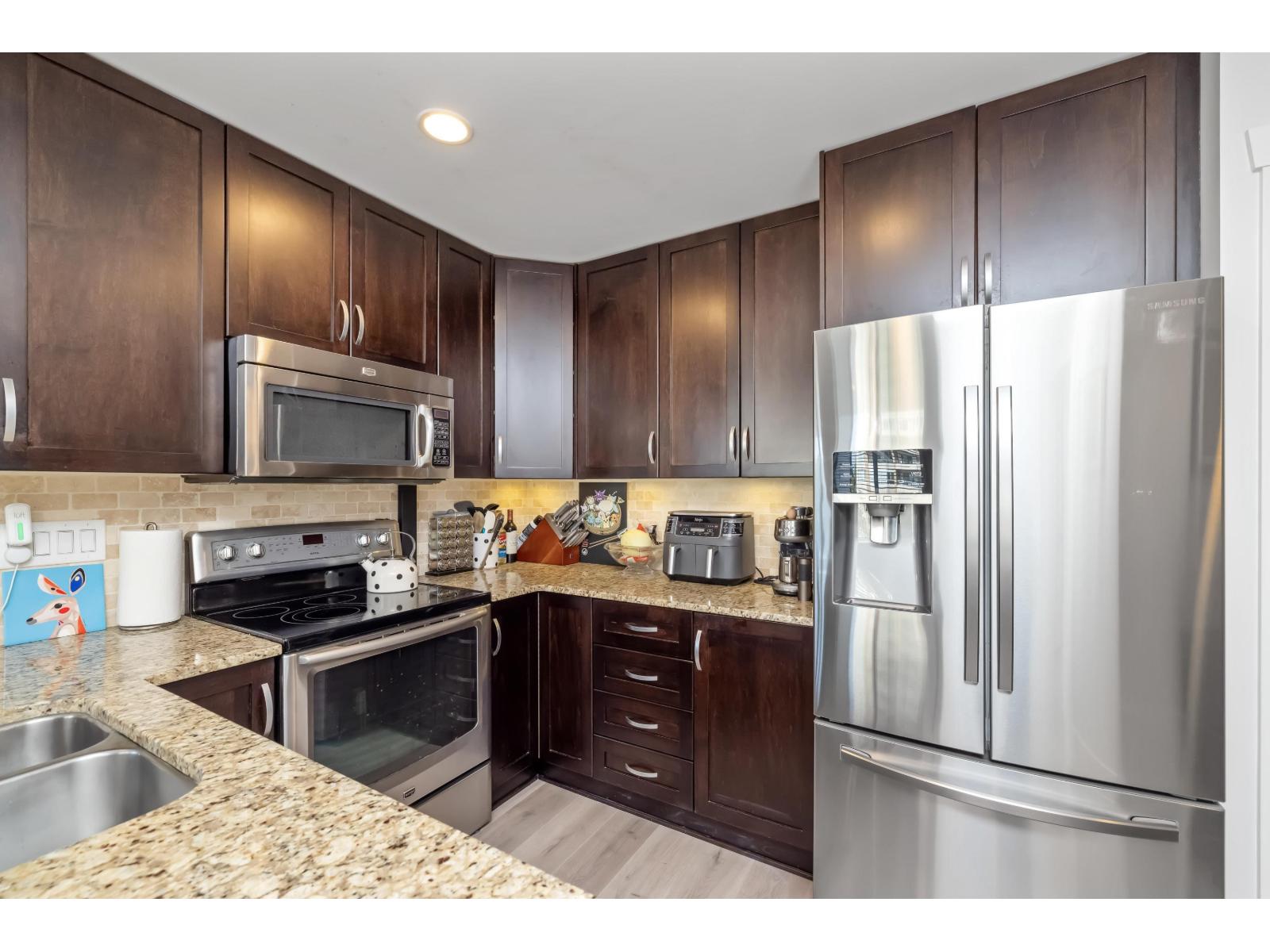 Photo 20 of 317 3192 Gladwin Road, Abbotsford BC