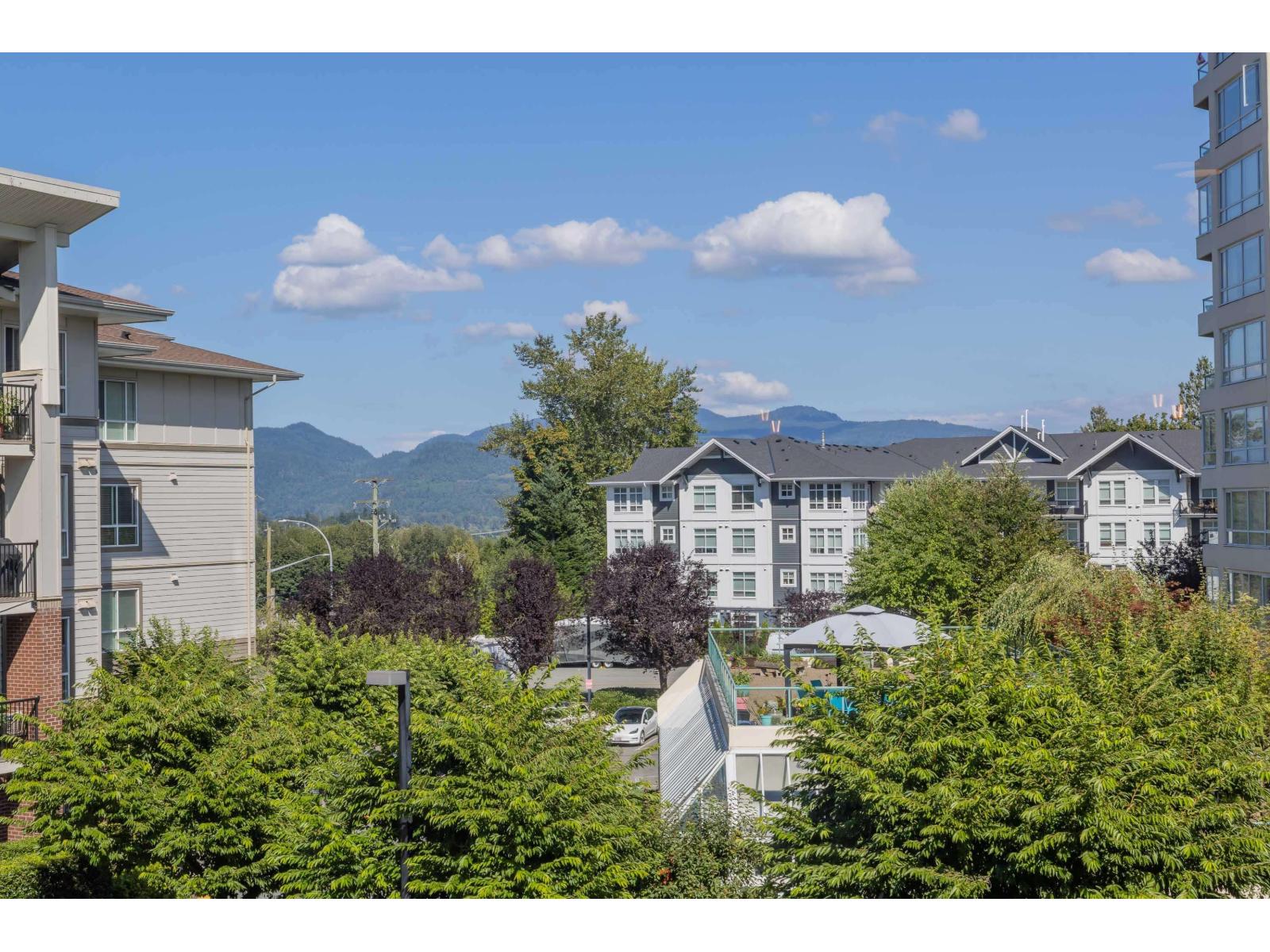 Photo 15 of 317 3192 Gladwin Road, Abbotsford BC
