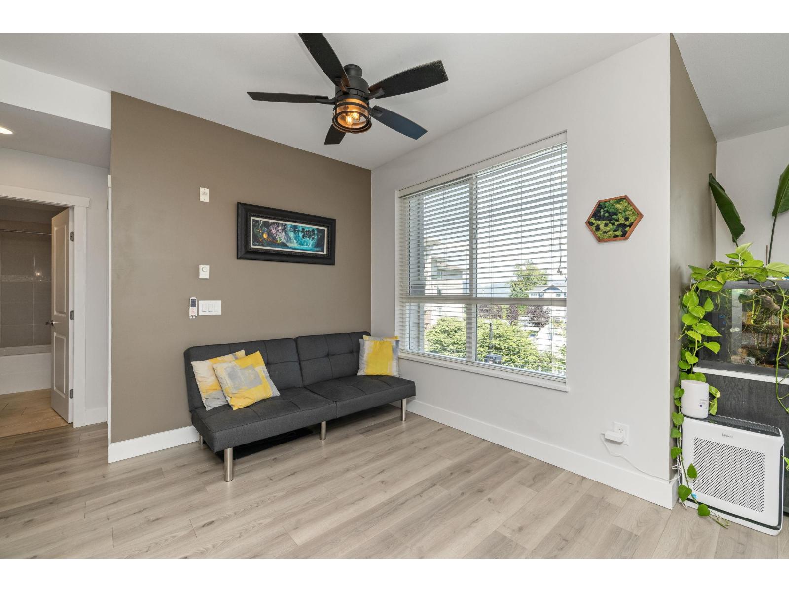 Photo 12 of 317 3192 Gladwin Road, Abbotsford BC