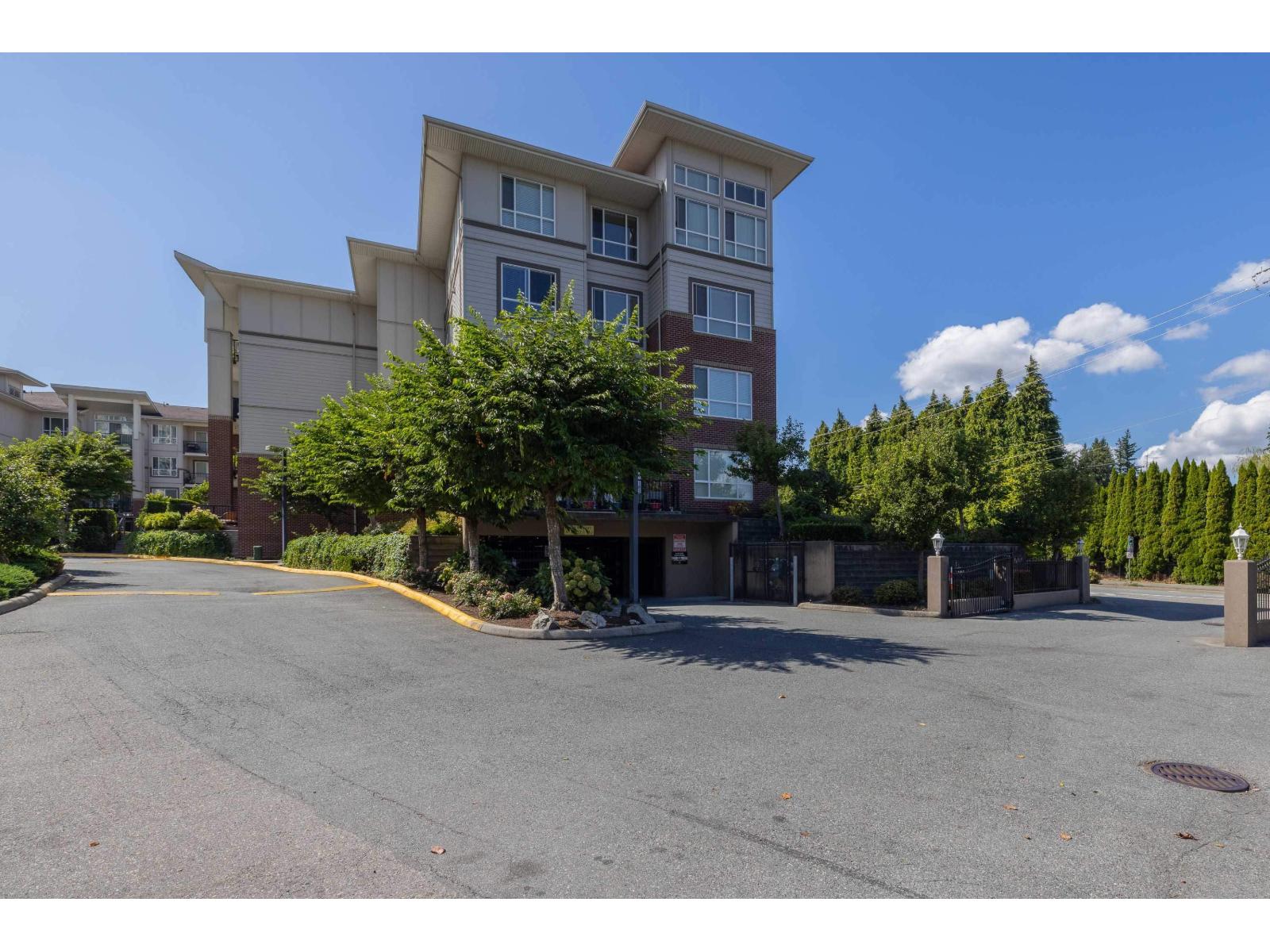 Photo 9 of 317 3192 Gladwin Road, Abbotsford BC