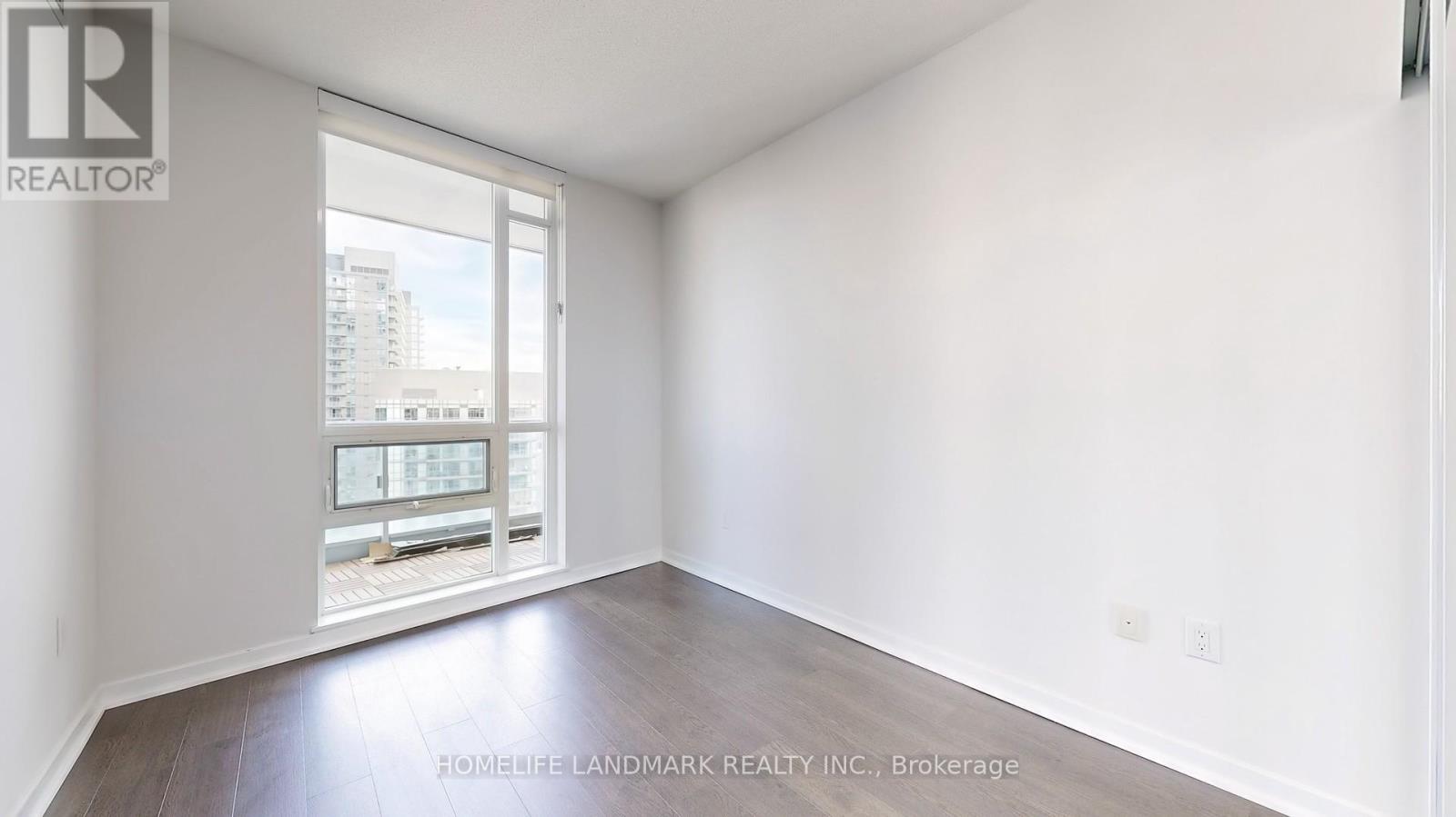 Photo 14 of 1208 66 Forest Manor Road, Toronto ON