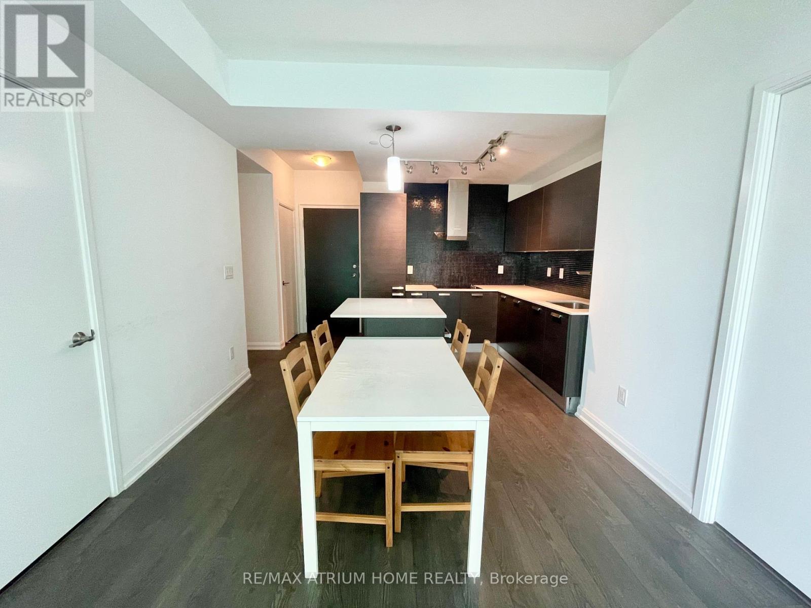 Photo 7 of 2706 9 Bogert Avenue, Toronto ON