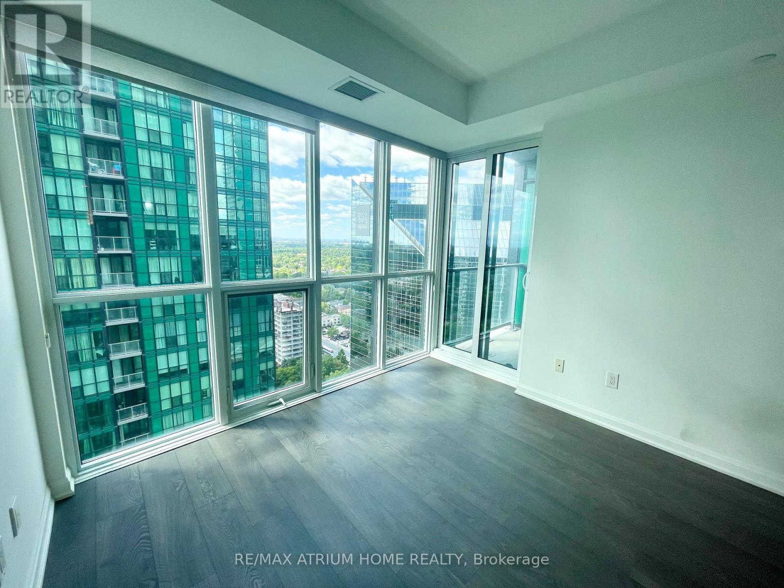 Photo 13 of 2706 9 Bogert Avenue, Toronto ON
